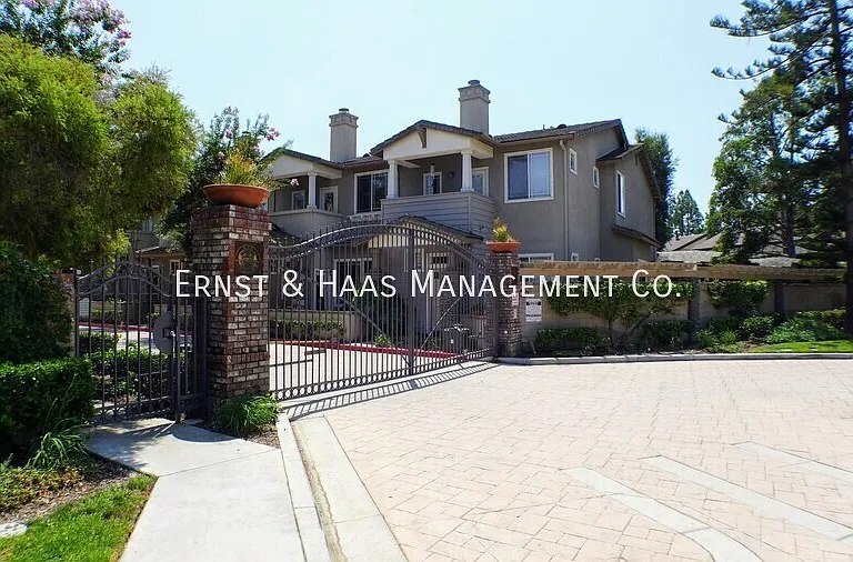 2968 Claremore Ln — Photo 1