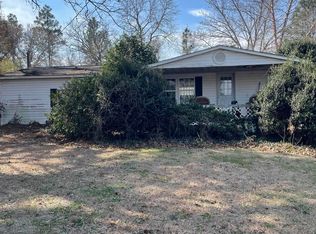 330 Forest Dr, Gaston, SC 29053