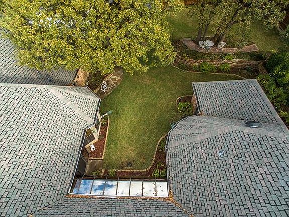 3rd image of 4103 Wood Creek Ct