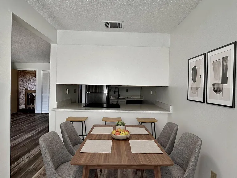 265 Ulster Ct — Photo 8