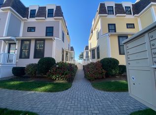 60-60A Harvard Ave, Hyde Park, MA 02136