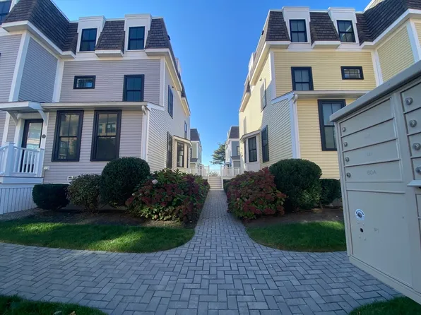 60-60A Harvard Ave, Hyde Park, MA 02136