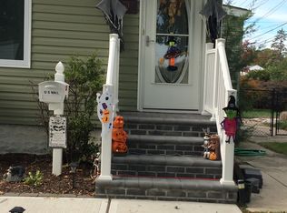 70 Westchester Ave, West Babylon, NY 11704