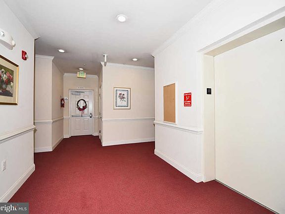 5th image of 1818 Selvin Dr Unit 104