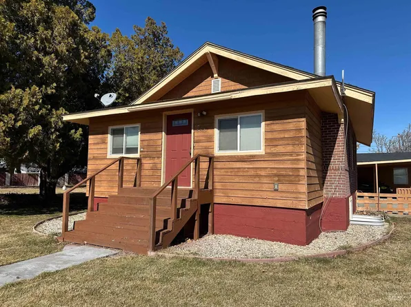 558 E Garfield Ave, Glenns Ferry, ID 83623