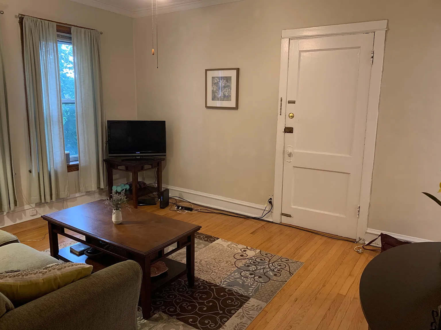 2 bed, $1,950 — Photo 2