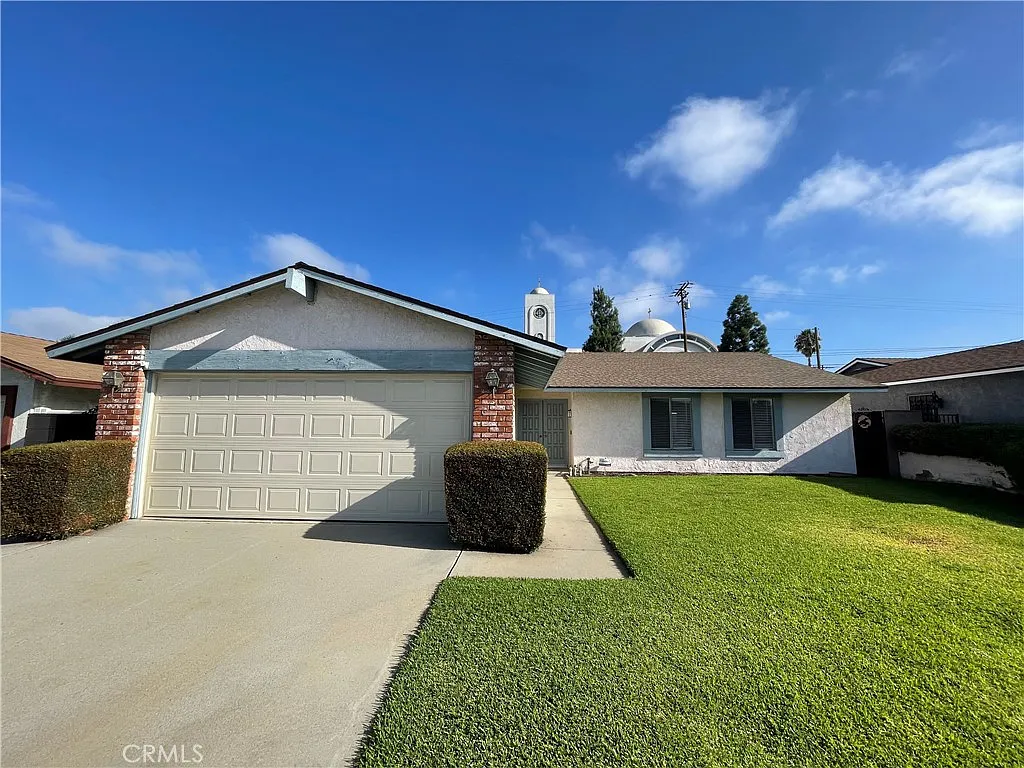 3 bed, 1262 sqft, $4,000 — Photo 4