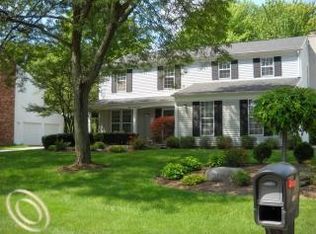 5698 Beauchamp, West Bloomfield, MI