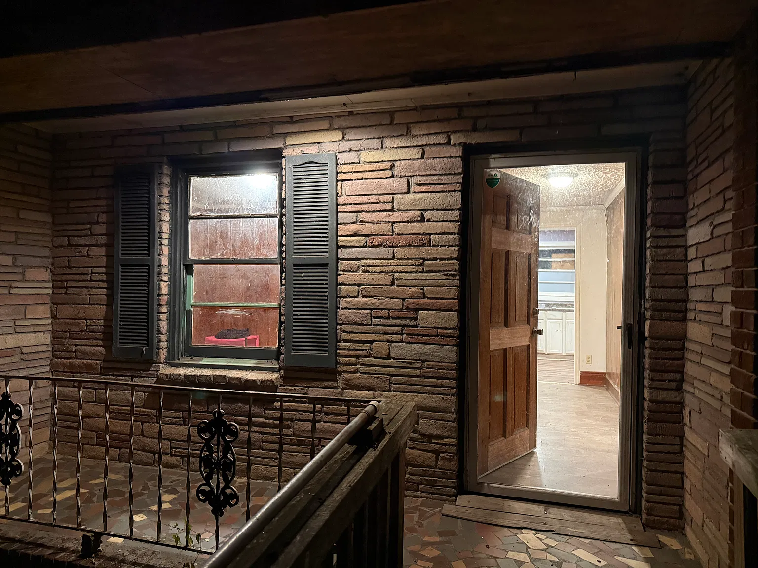 4 bed, 1212 sqft, $1,099 — Photo 4