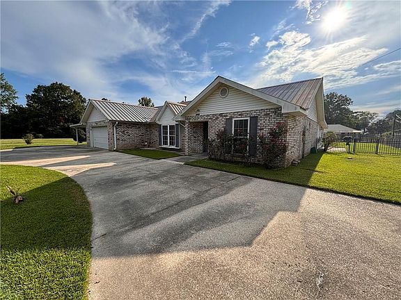 2nd image of 48087-48091 Galafaro Rd