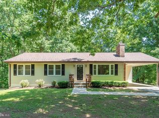 5466 Sumerduck Rd, Sumerduck, VA 22742