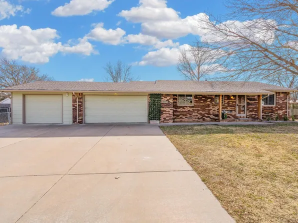 2027 W 27th St N, Wichita, KS 67204