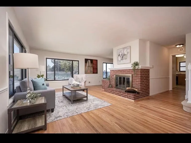 101 Cupid Row — Photo 4