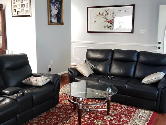 3rd image of 3764 Persimmon Cir