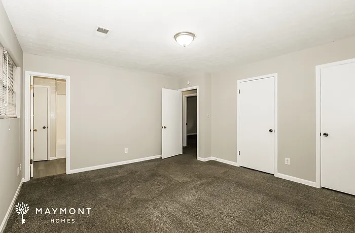 9370 Woodloop Ct — Photo 9