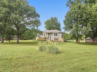 20212 Golden Rd, Linwood, KS 66052