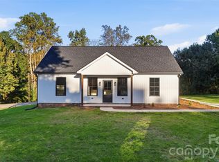 5101 Ridge St, Lawndale, NC 28152