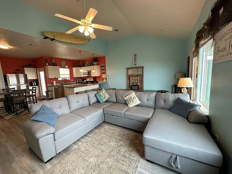 124 Howard Ave #D — Photo 13