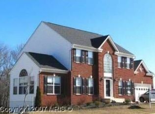 5030 Quell Ct, Woodbridge, VA 22193