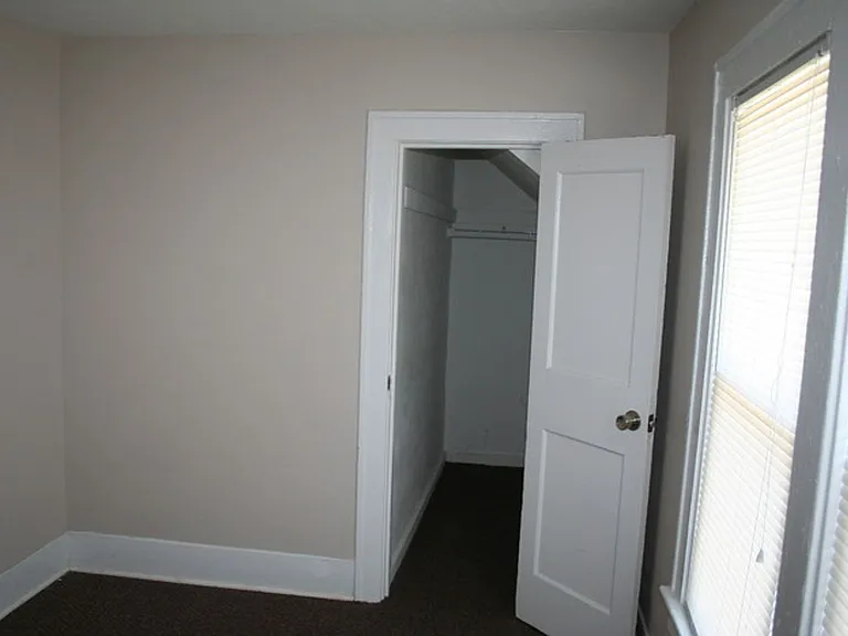 728 N Frances St — Photo 9