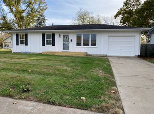 322 E Gordon St, Marshall, MO 65340