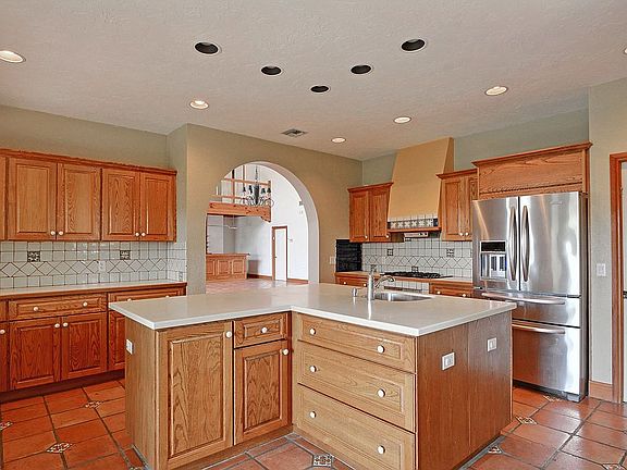 4th image of 175 McKee Ln