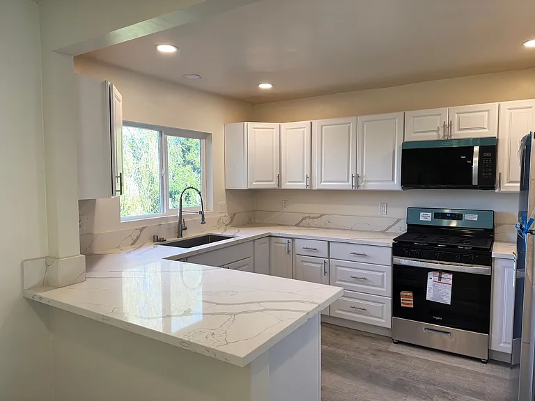 823 S Anza St — Photo 4