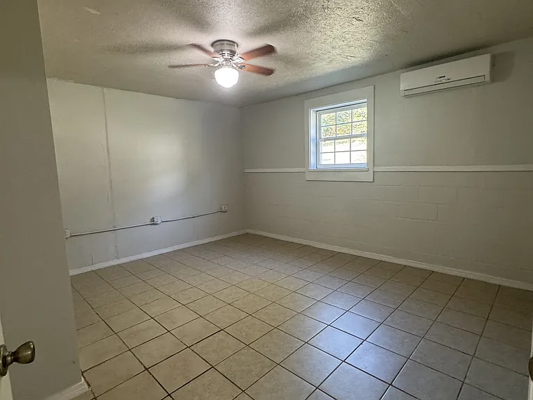 20756 Old Highway 59 — Photo 3
