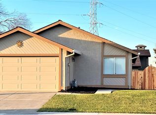 7915 Skywoods Way, Sacramento, CA 95828