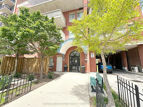 268 Merton St #205 Photo 1