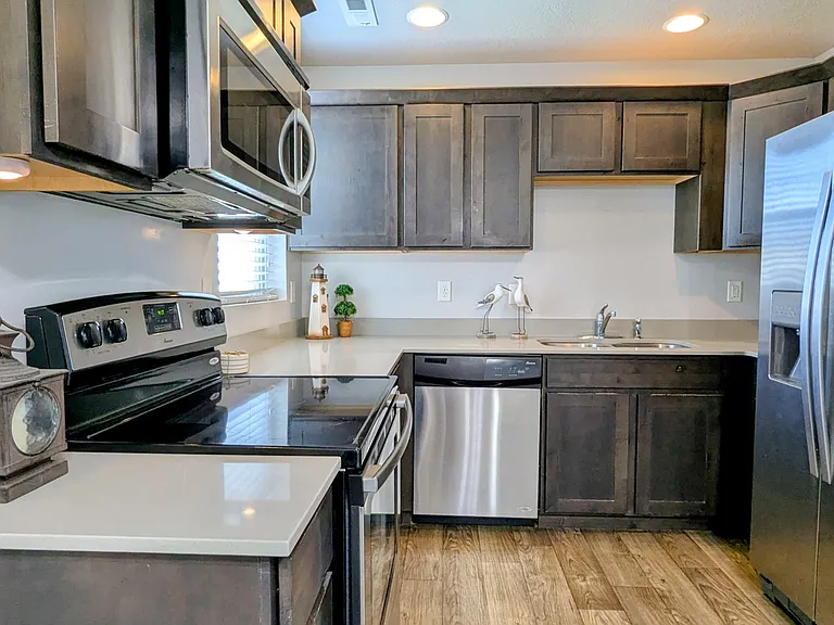 2457 W 500 S — Photo 10