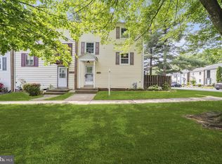 9328 Humphries Dr, Burke, VA 22015