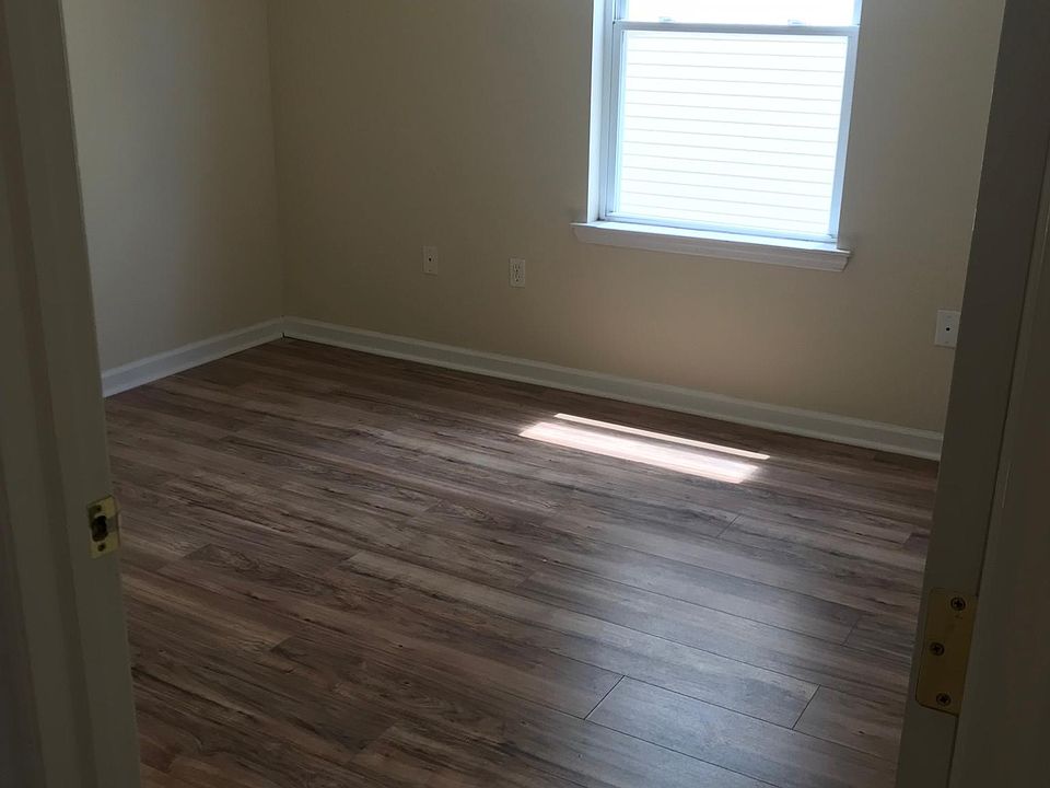 1st image of 204-206 Bergen St #3