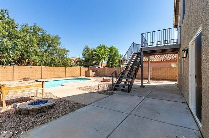 875 N Ithica Ct — Photo 4