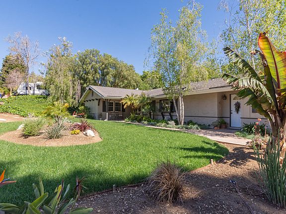 3rd image of 1910 Ramona Dr
