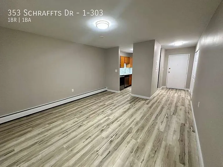 353 Schraffts Dr #1-303 — Photo 3
