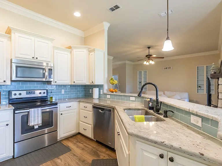 349 Whiterock Dr — Photo 4