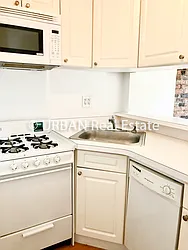 Rented by Urban Real Estate Inc