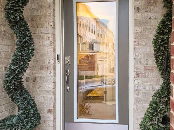 5361 Greenwich Cir #B