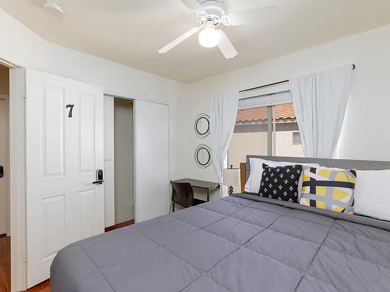 Casa Verde Dr — Photo 1