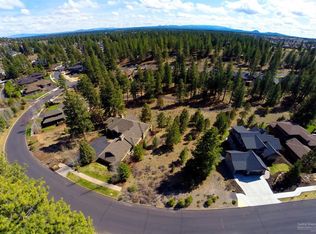 2831 NW Perlette Ln, Bend, OR 97703