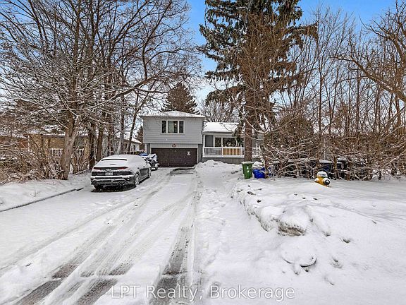 3rd image of 127 Kitchener Rd
