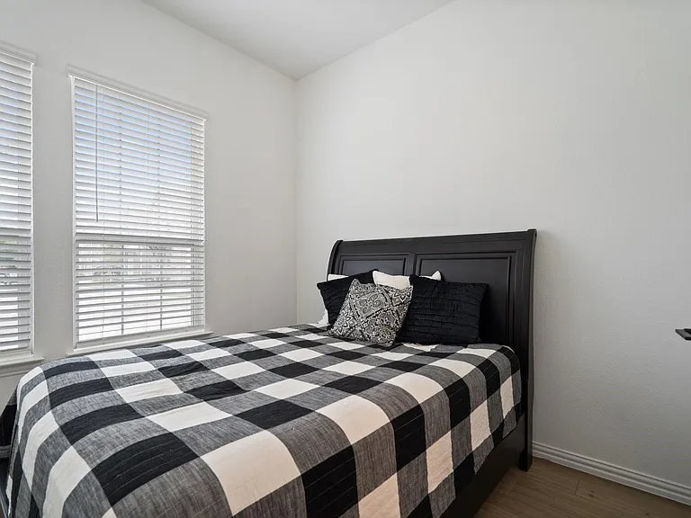 4209 Watson Way — Photo 15