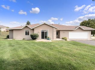 4121 Trumpeter Dr SE, Rochester, MN 55904