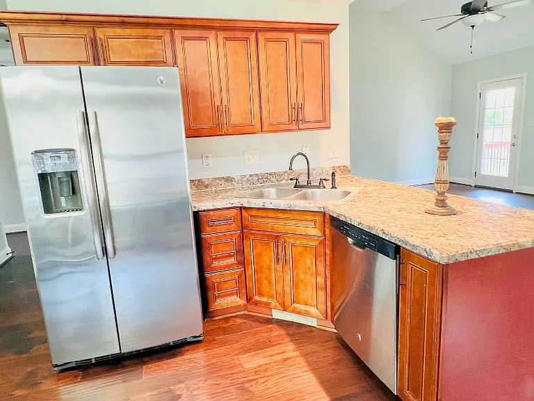 1009 Sunrise Dr #1009 — Photo 4