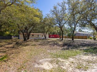 190 Anchor Rd, Freeport, FL 32439