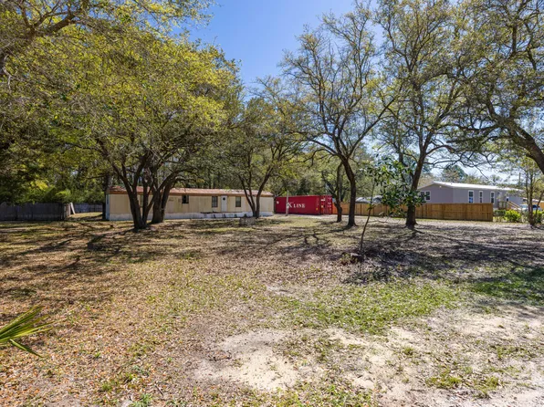 190 Anchor Rd, Freeport, FL 32439