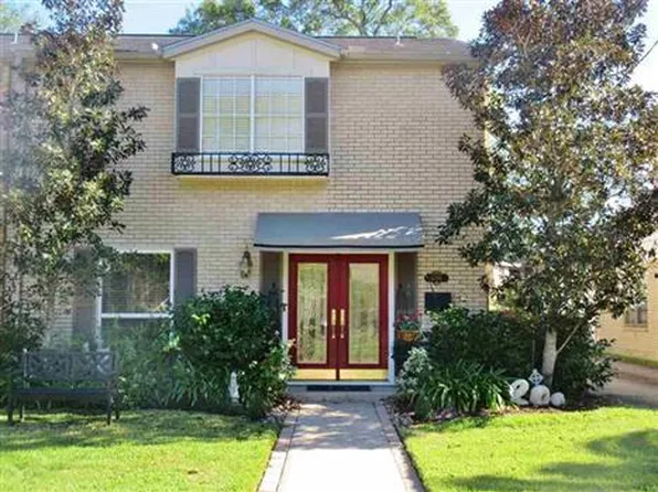 6095 Afton Ln, Beaumont, TX 77706