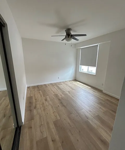 Beach House Apartments — Photo 31