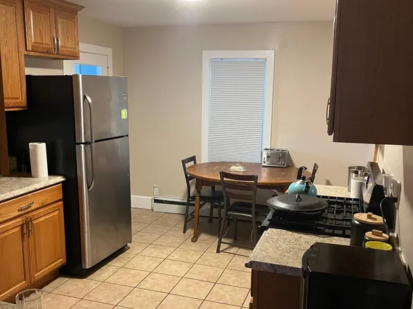 8 Burdick Ave, Johnson City, NY 13790